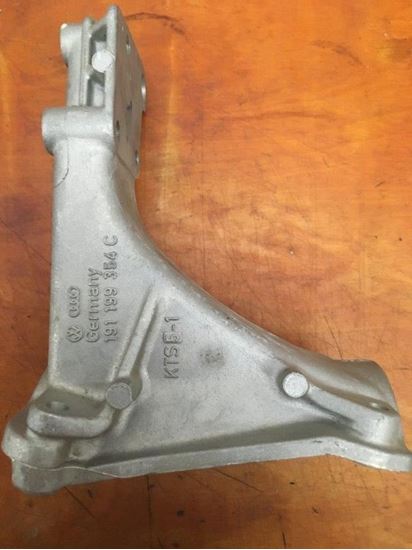 Picture of Engine Mount Bracket