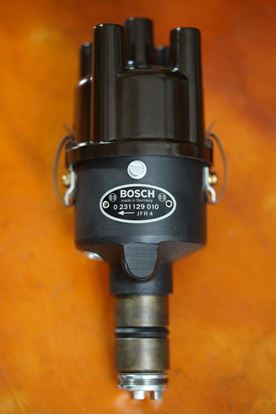 Picture of Restored German Bosch Distributor Cast Iron 010